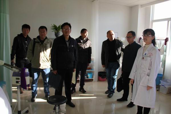 全国基层中医药工作先进单位省级评审专家组莅临我院检查指导工作(图3)