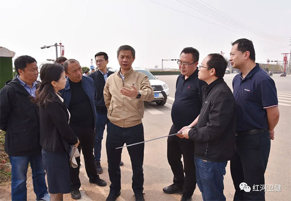副州长常斌率队到红河州中医医院调研(图1)